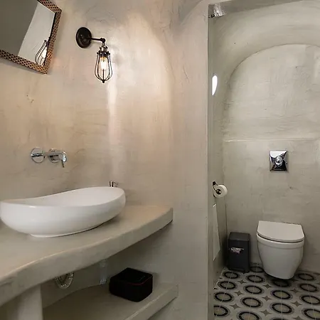 Hidden Treasure Suites Vóthon