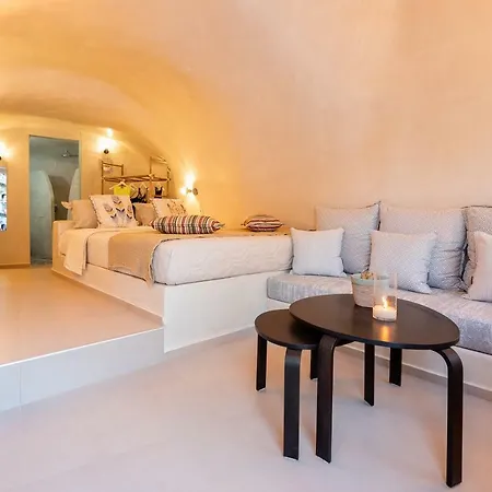 Hidden Treasure Suites 4* Vóthon