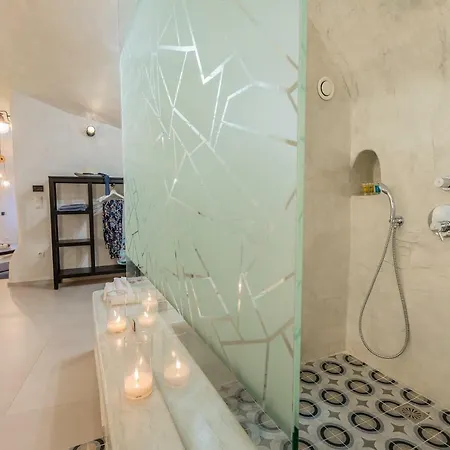 Hidden Treasure Suites Affittacamere Vóthon