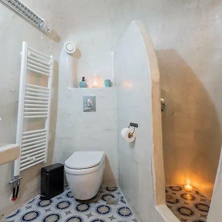 Hidden Treasure Suites Affittacamere