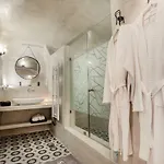 Hidden Treasure Suites