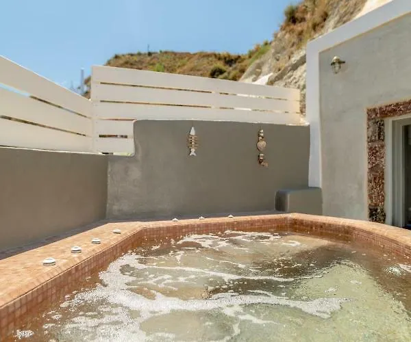 Hidden Treasure Suites Guest house